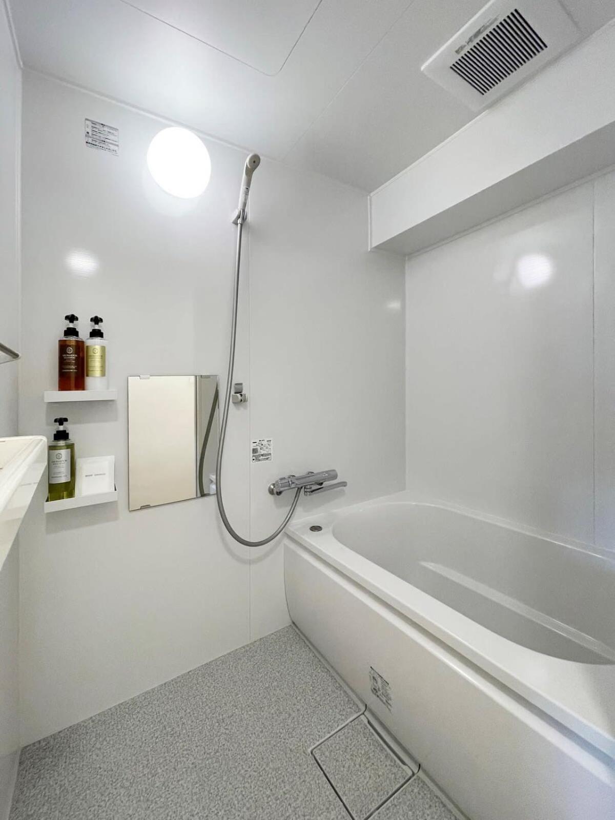 הירושימה Bhotel Dai3Himawari - 30 Sec To Peacepark!! Huge Comfort House Up To 10P מראה חיצוני תמונה